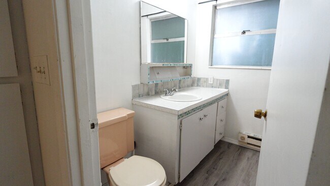 Building Photo - ar14000