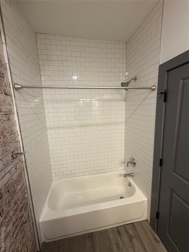 Building Photo - 2651 E Main St