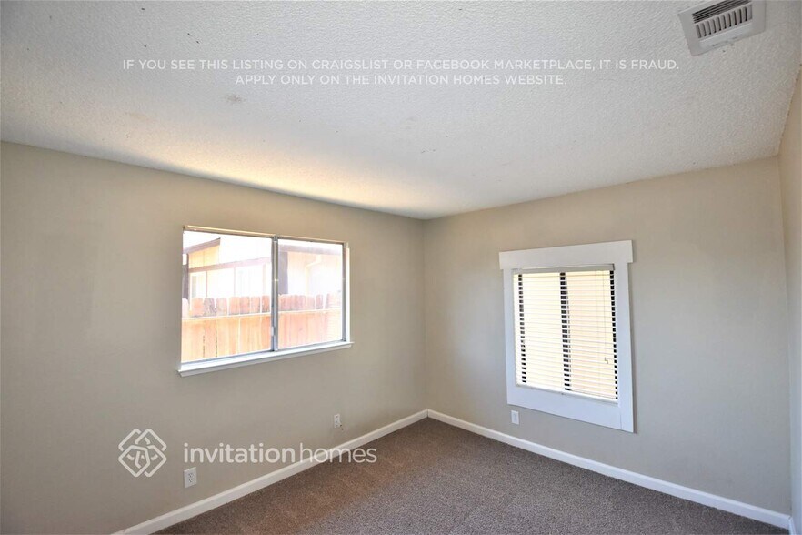 Building Photo - 7632 Harmony Oaks Way