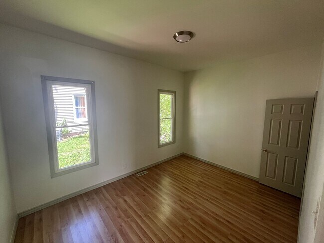 Building Photo - New Listing !!!