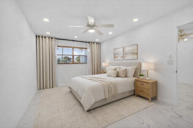 Building Photo - 105 Lake Irene Dr