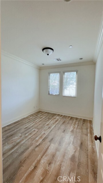 Building Photo - 5921 Alessandro Ave