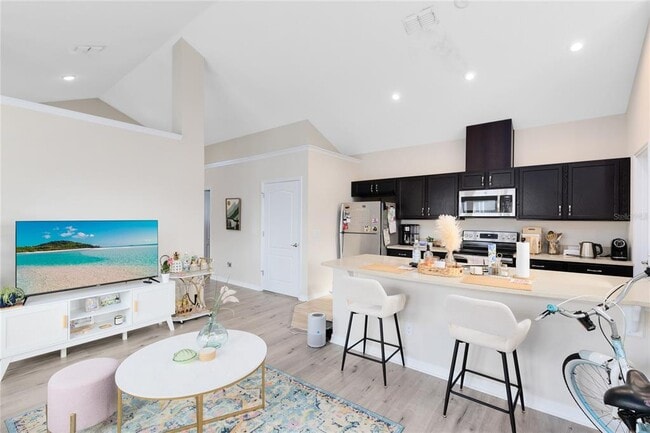 Building Photo - 8638 Omura Aly