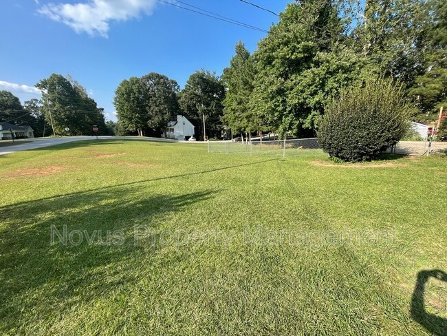 Building Photo - 81 Abbottsford Drive