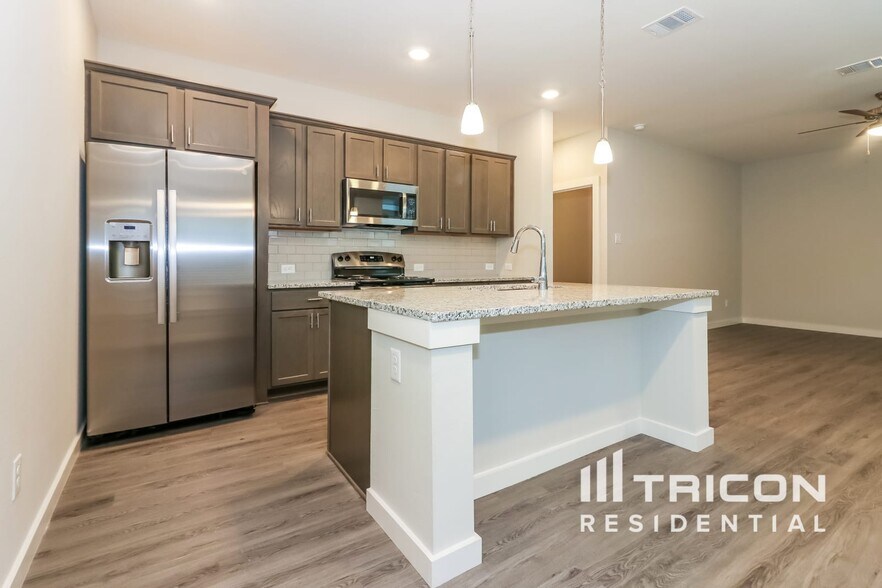 Building Photo - 2334 Bailey Flds Ln