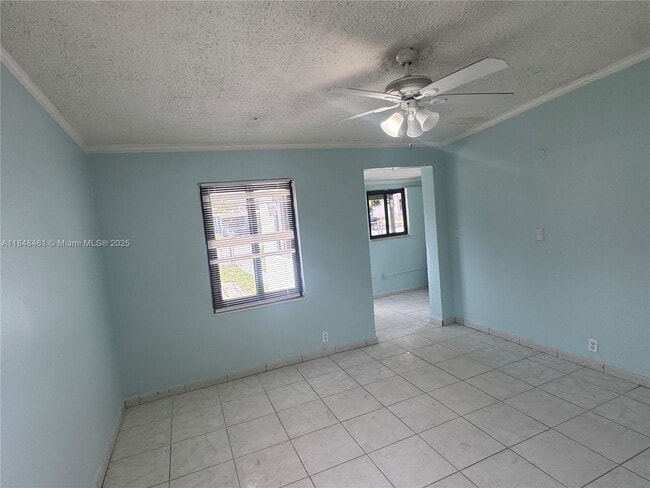 Building Photo - 2130 Rutland St