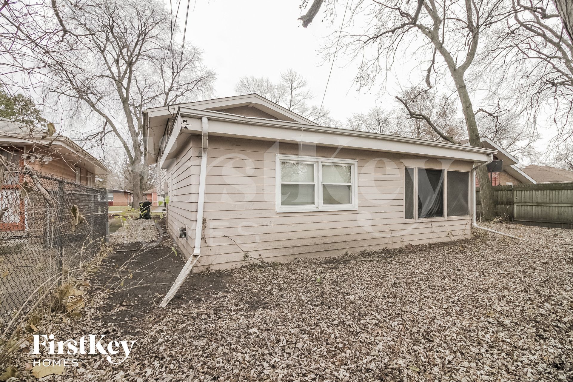 Building Photo - 15138 Meadow Ln