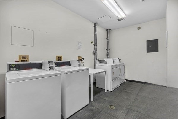 Building Photo - 7 E Berkeley St