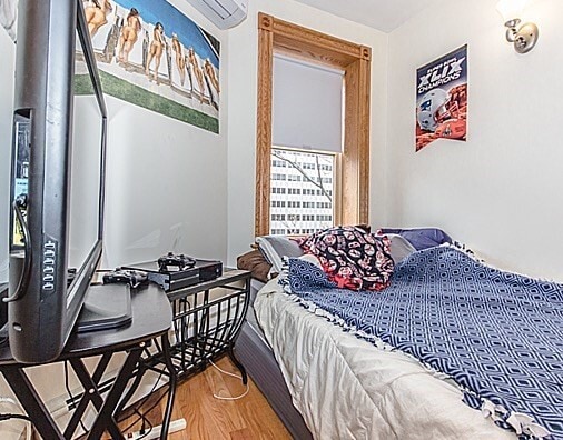 Building Photo - 16 S Russell St