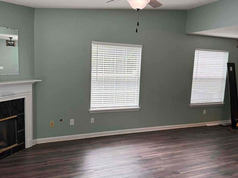 Building Photo - 2498 Nugget Ln