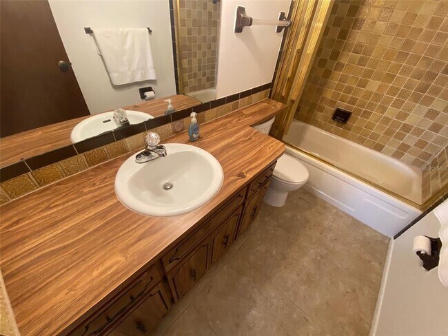 Building Photo - 9940 Eagles Point Cir