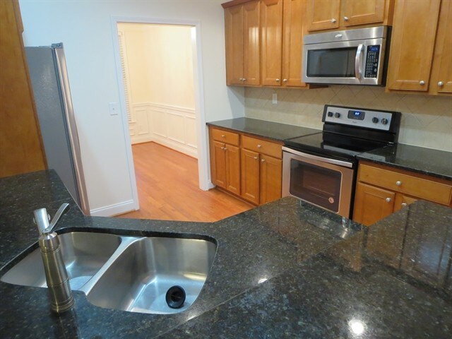 Building Photo - 710 Pear Grove PI NW