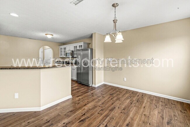Building Photo - 6114 Pebblebrooke Rd