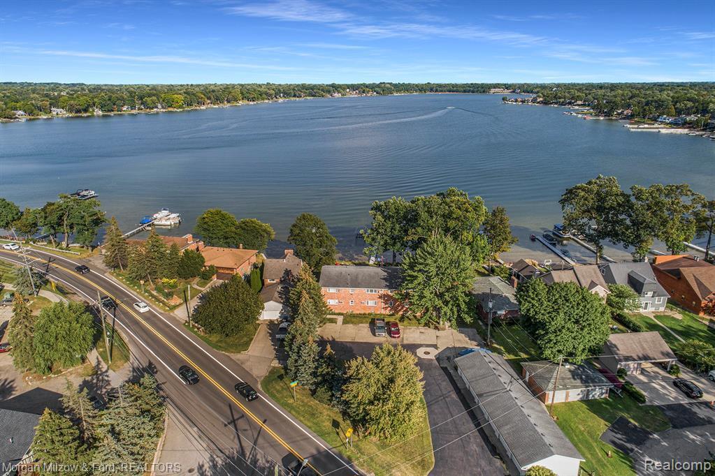 Aerial View of Elizabeth Lake - 5375 Cooley Lake Rd