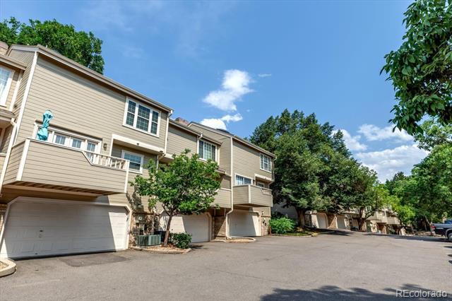 Building Photo - 1818 S Quebec Way