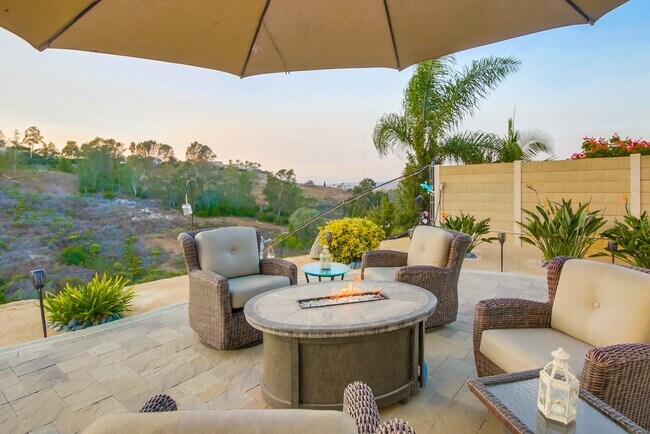 Building Photo - 452 Taylor Dr