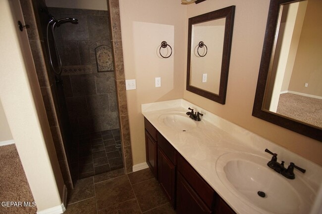 Building Photo - 3628 Grand Bahamas Dr