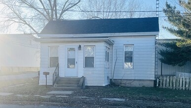 Building Photo - 321 N East St