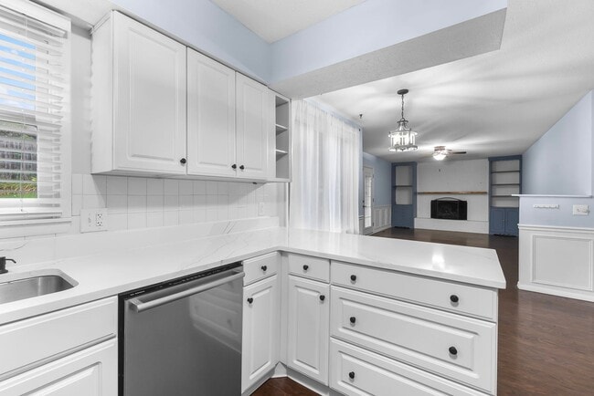 Building Photo - Beautiful Home in Cape Girardeau!