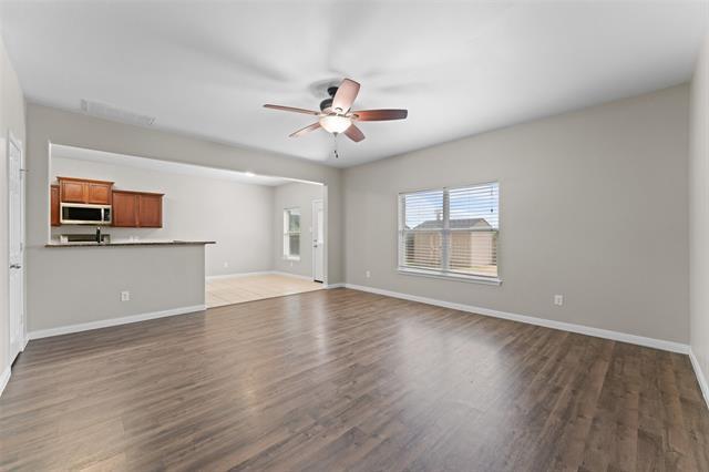 Building Photo - 504 Riverbed Dr