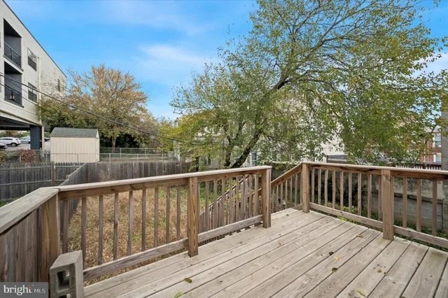Building Photo - 4645 Umbria St