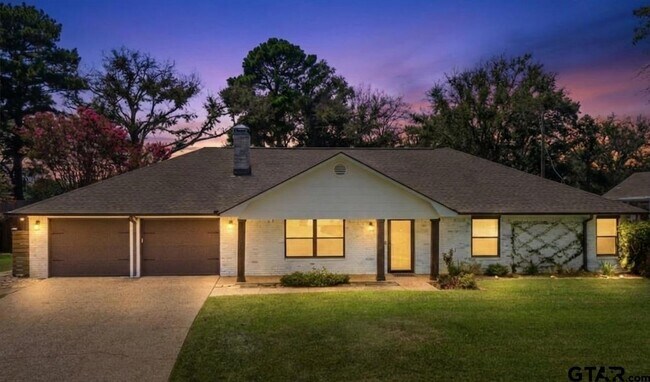 Building Photo - 10801 Harvestwood Drive