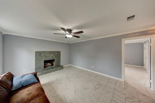 Building Photo - 263 E Castle Harbour Dr