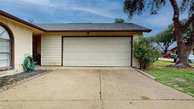 Building Photo - 5127 Girnigoe Dr
