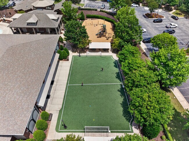 Building Photo - 4007 Jockey Club Circle