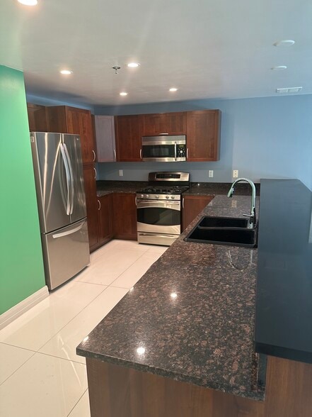 Building Photo - 150 Las Vegas Blvd N