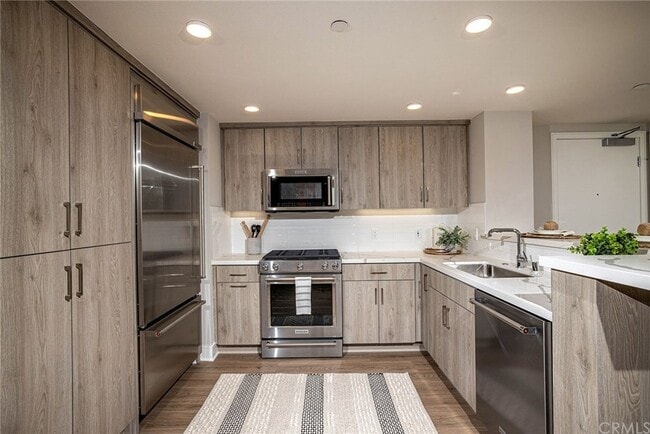 Building Photo - 6030 Seabluff Dr