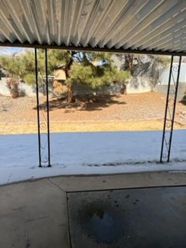 Building Photo - 11317 Baja Dr NE