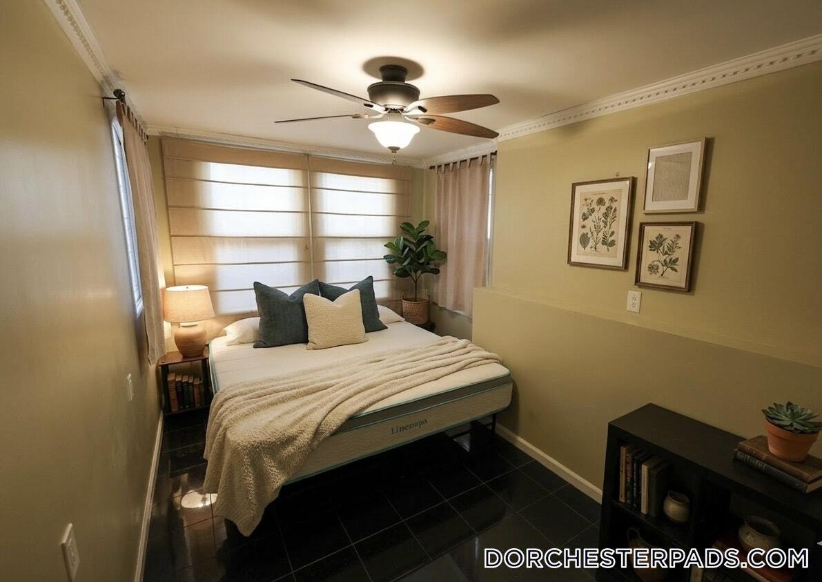 Building Photo - 235 Savin Hill Ave