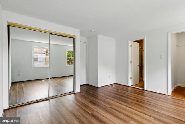 Building Photo - 351 Gundry Dr