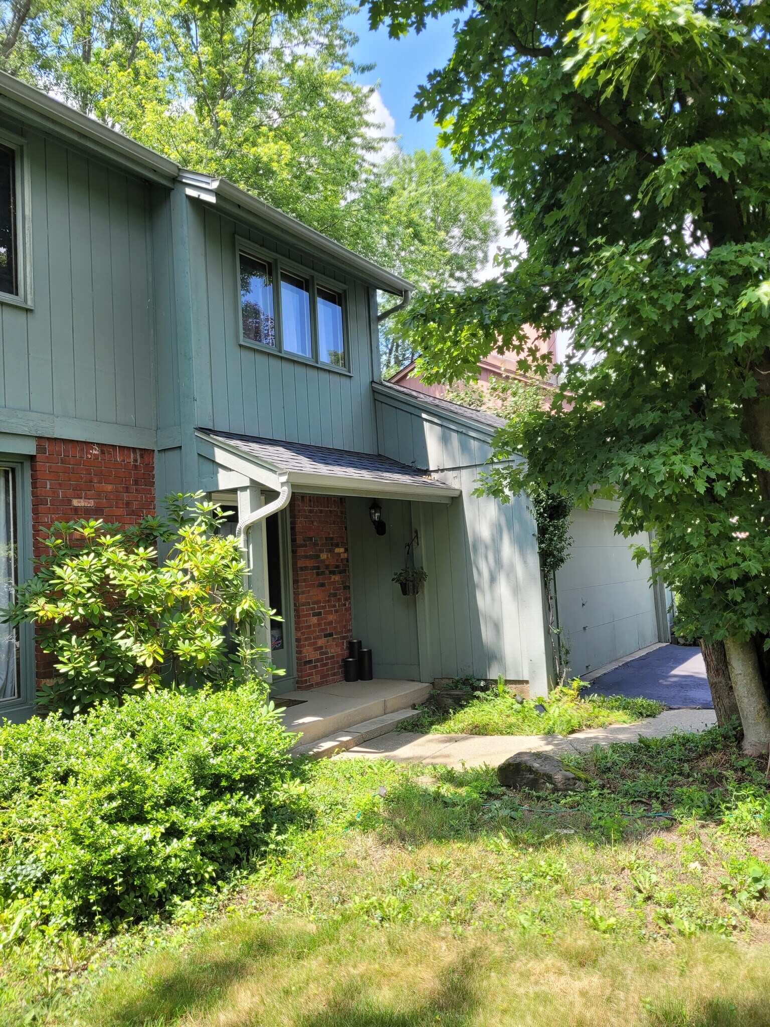 Building Photo - 70 Twilight Ln