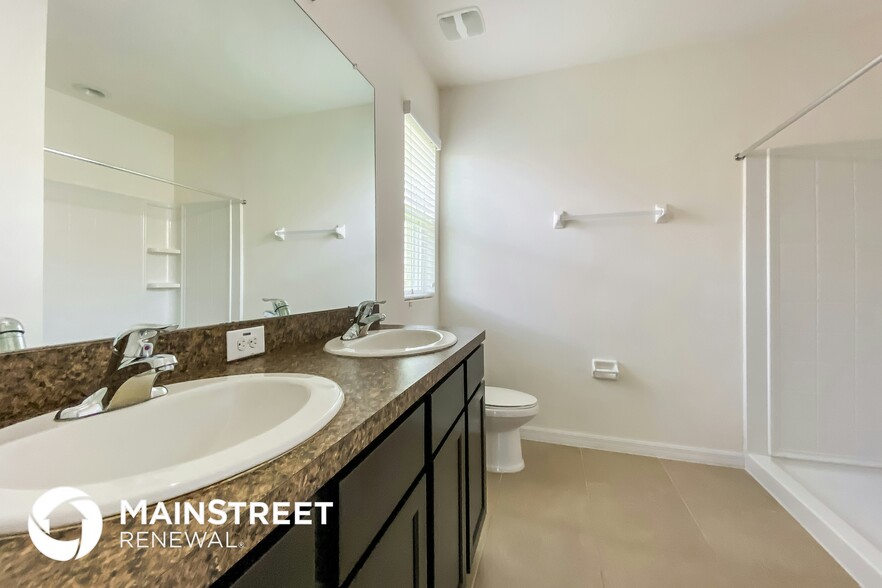 Building Photo - 4104 Bramblewood Loop
