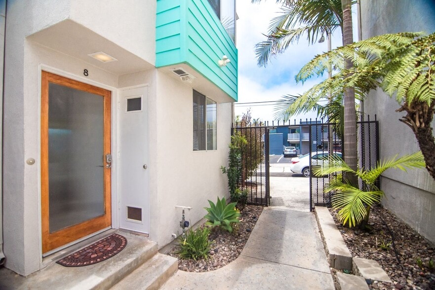 Interior Photo - Leucadia Surf Townhomes
