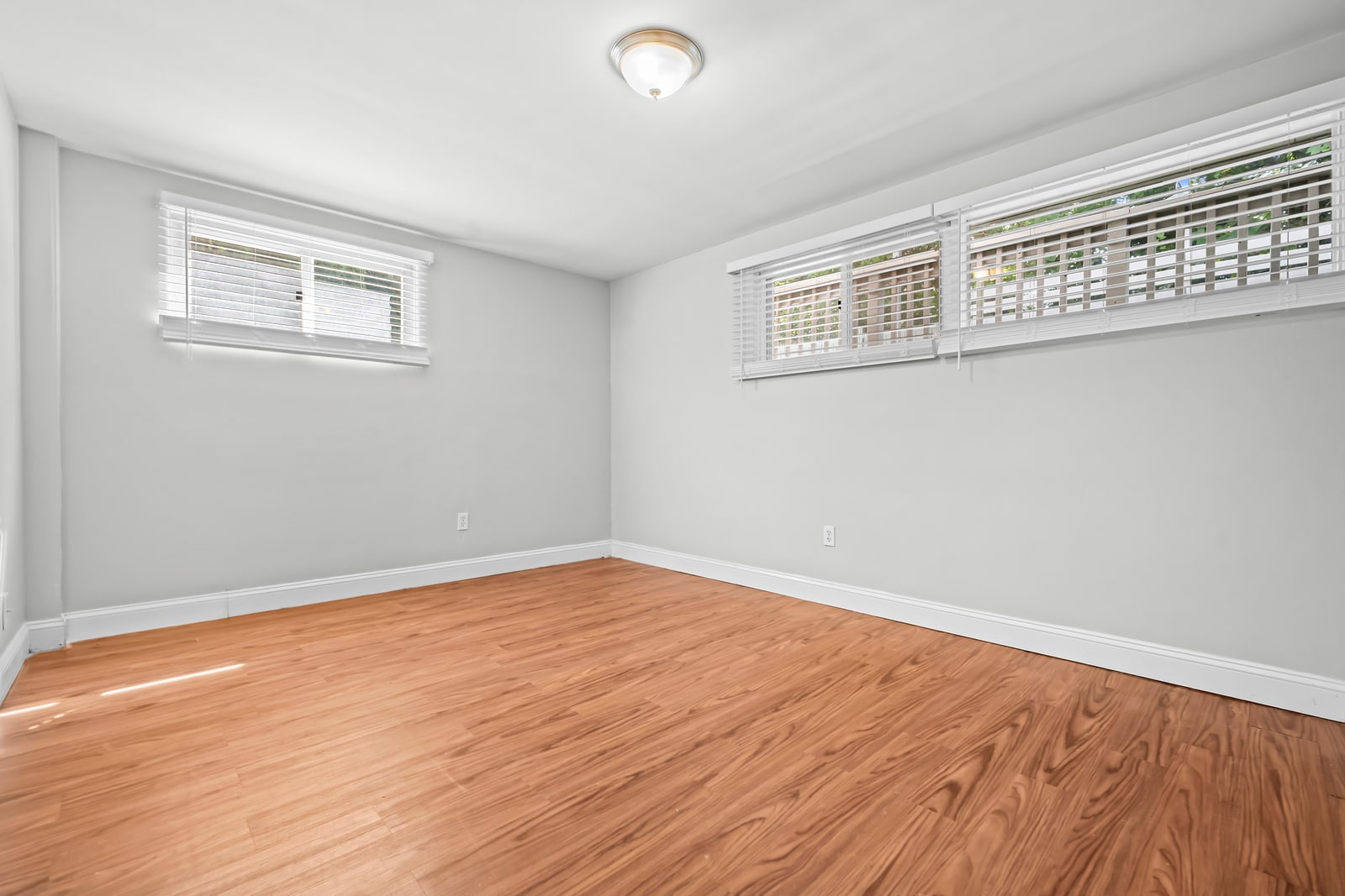 Building Photo - 7403 Carmine St