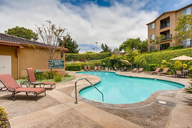 Building Photo - Remodeled 1-Bed Condo -  Prime Carmel Vall...