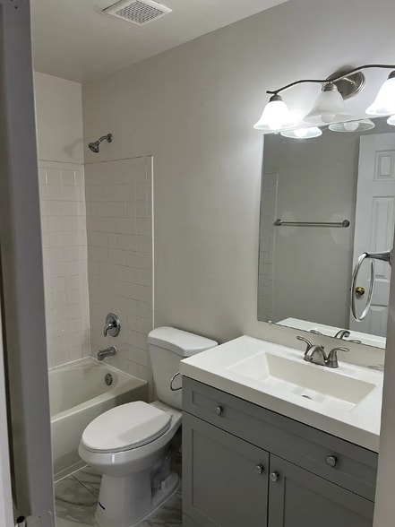 Building Photo - 6413 McCoy Rd