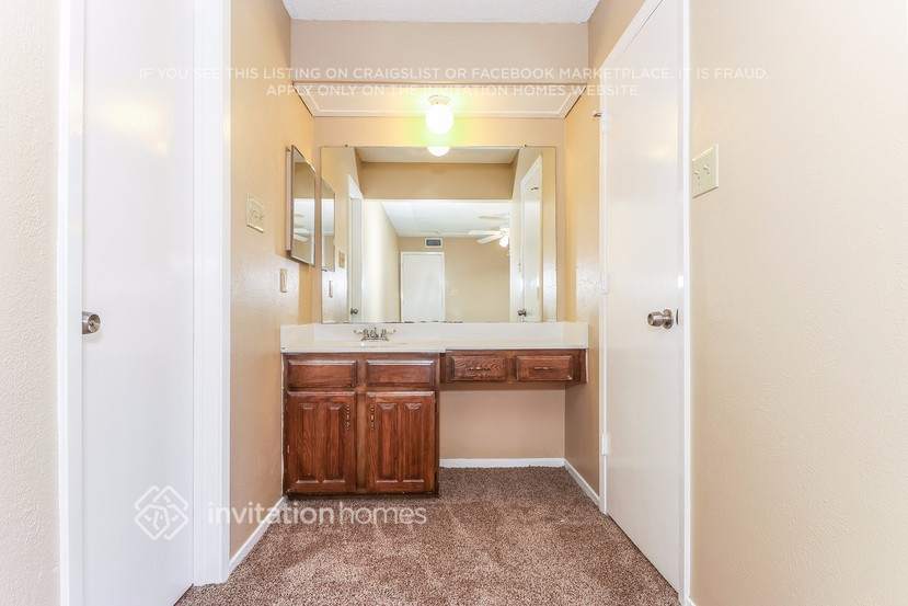 Building Photo - 3809 Wooddale Ct