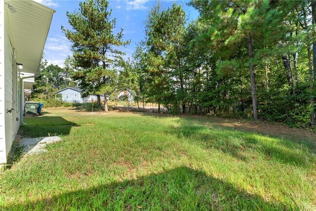 Building Photo - 2383 Hackamore Dr