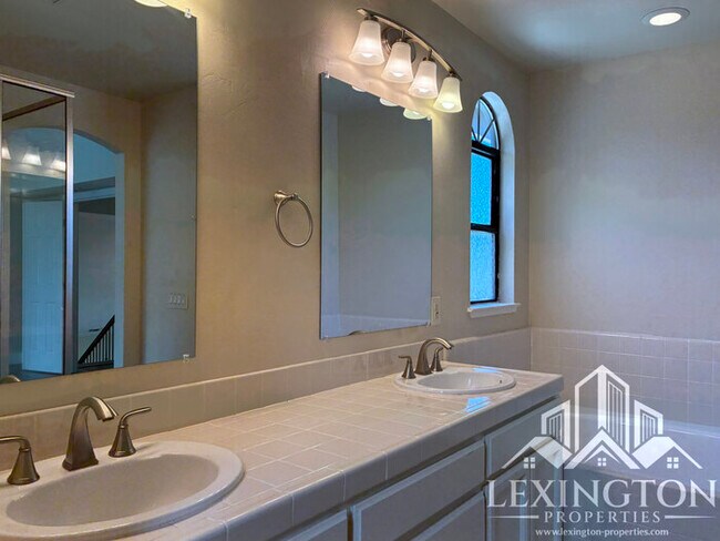 Building Photo - Beautiful, Folsom Home with Pool & Spa in ...