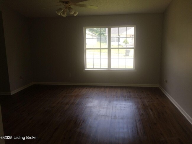 Building Photo - 737 Andra Dr