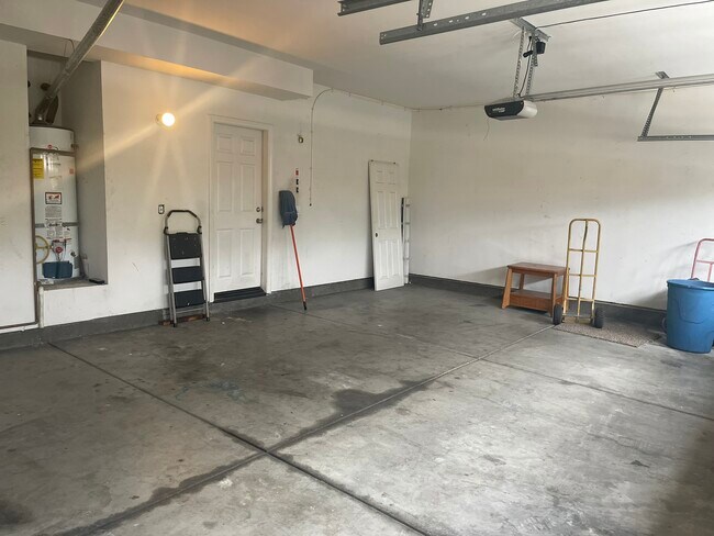 Building Photo - 1974 Arroyo Viejo Dr