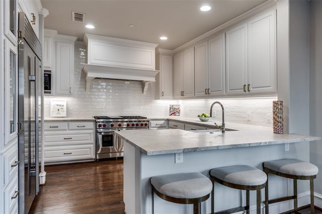 Building Photo - 4518 Normandy Ave