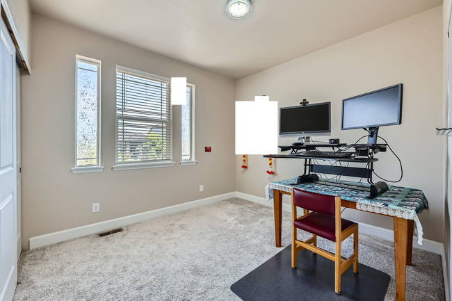 Building Photo - 18374 Grosbeak Pl