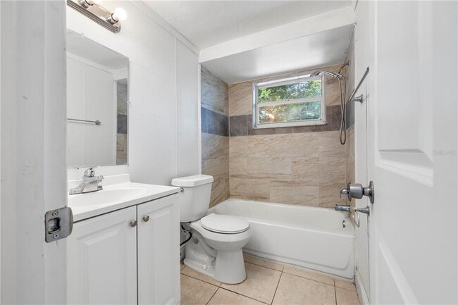 Building Photo - 10803 Hyssop St