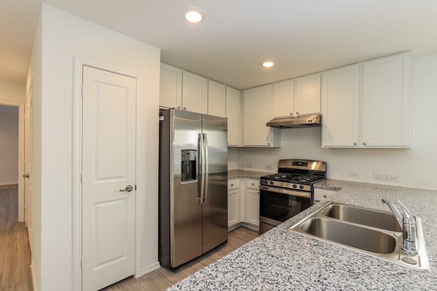 Building Photo - 4507 Emma Way