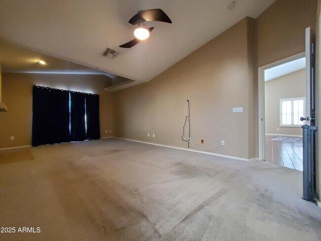 Building Photo - 12059 N 110th St